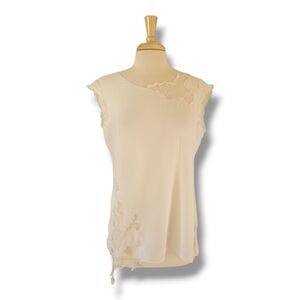 Love Stitch Lace Accents, White Sleeveless Round Neck Top. Size Medium